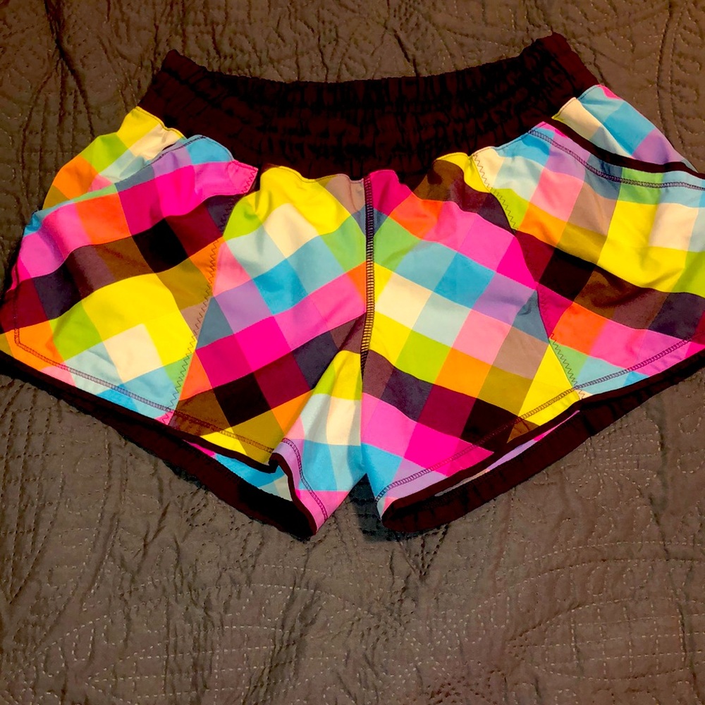Rare Plaid Lululemon Tracker Shorts 8
